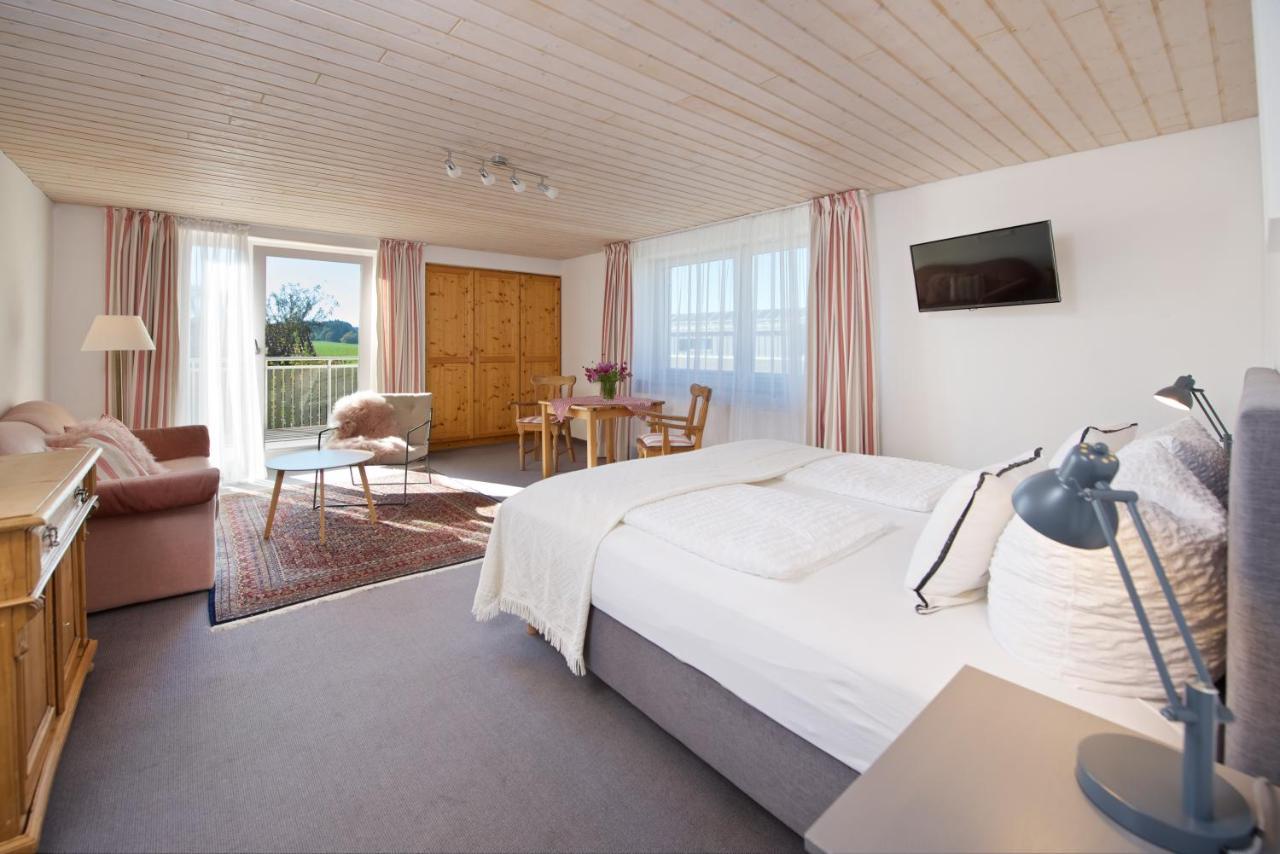 Landhotel Herzberger Garni Zimmer & Ferienwohnungen Шайдег Екстериор снимка